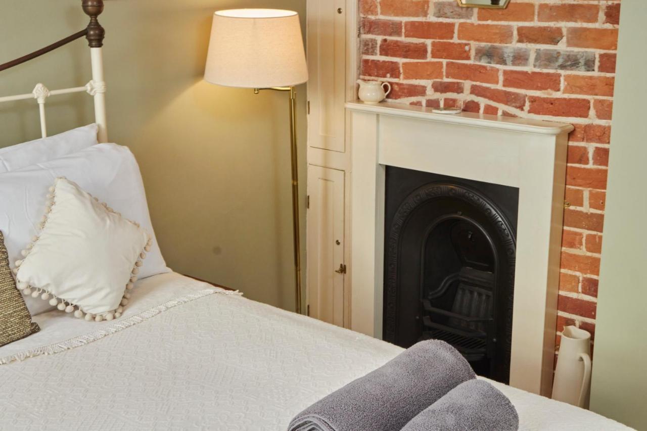 Windlass Cottage Лимингтън Екстериор снимка