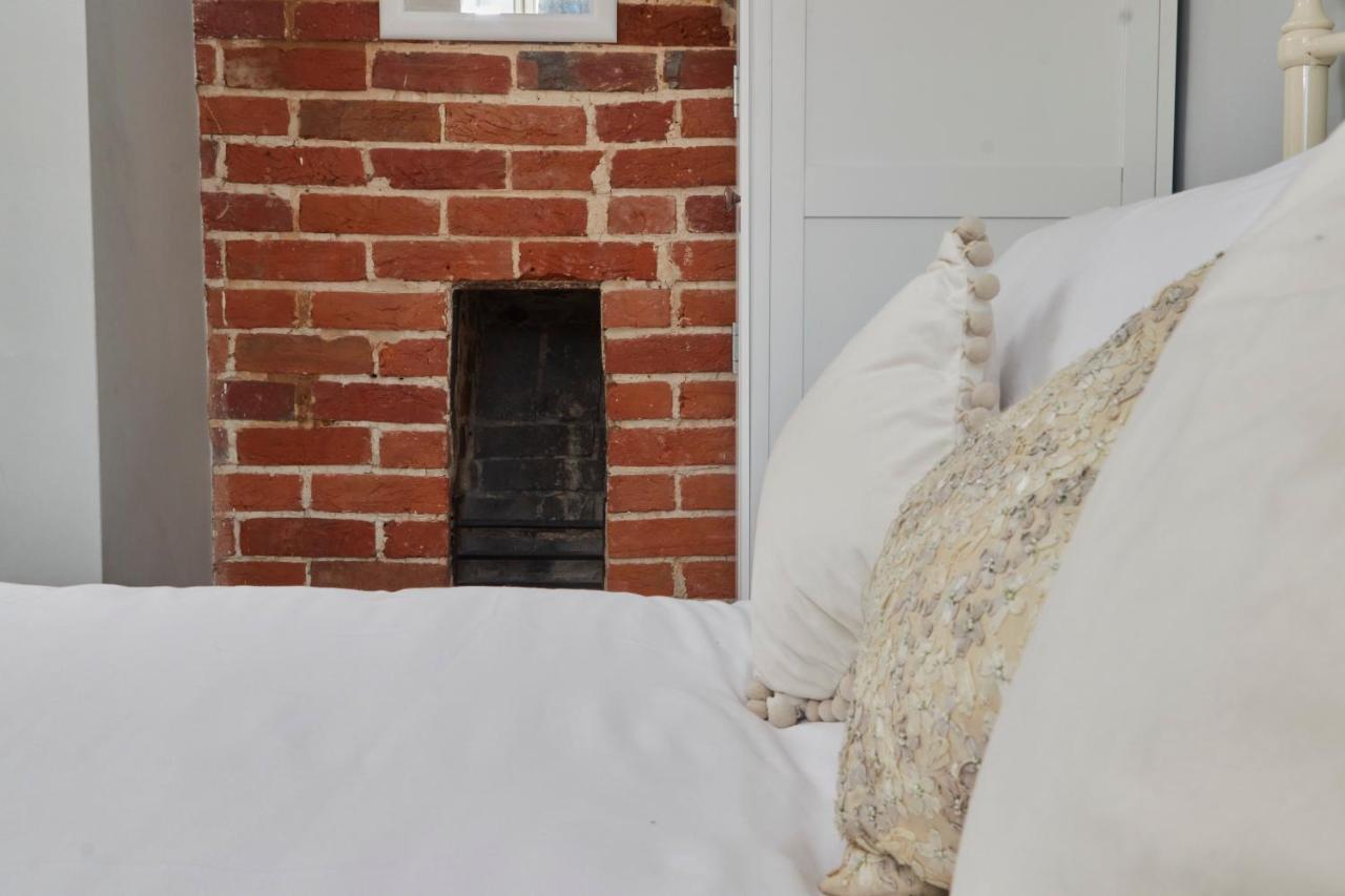Windlass Cottage Лимингтън Екстериор снимка